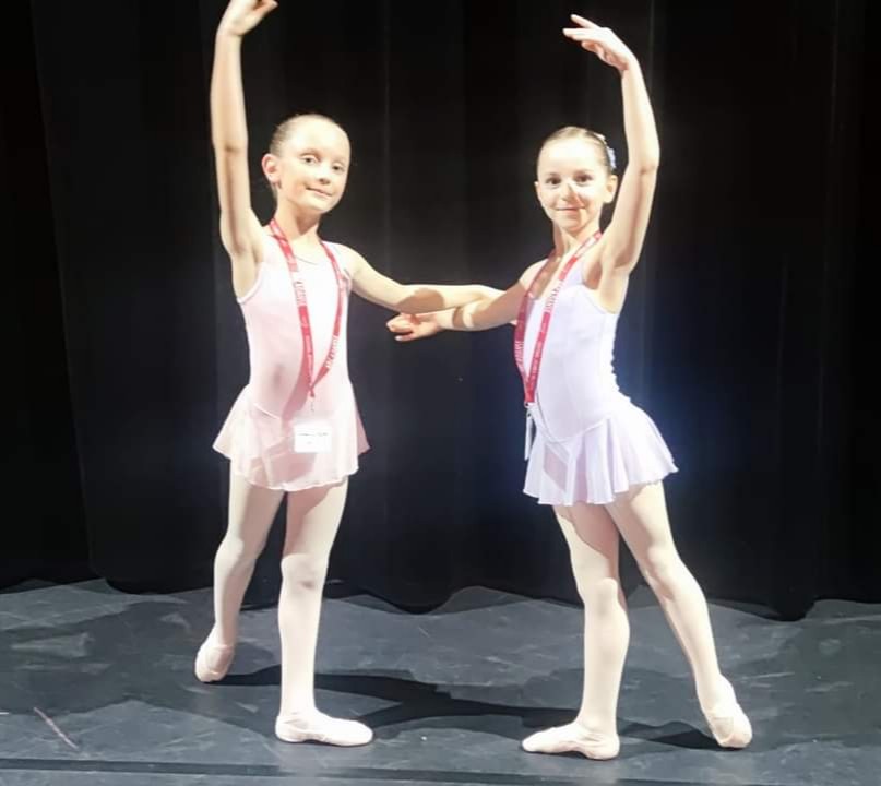 Image d’article de l’école de danse classique Brigitte Hermetz