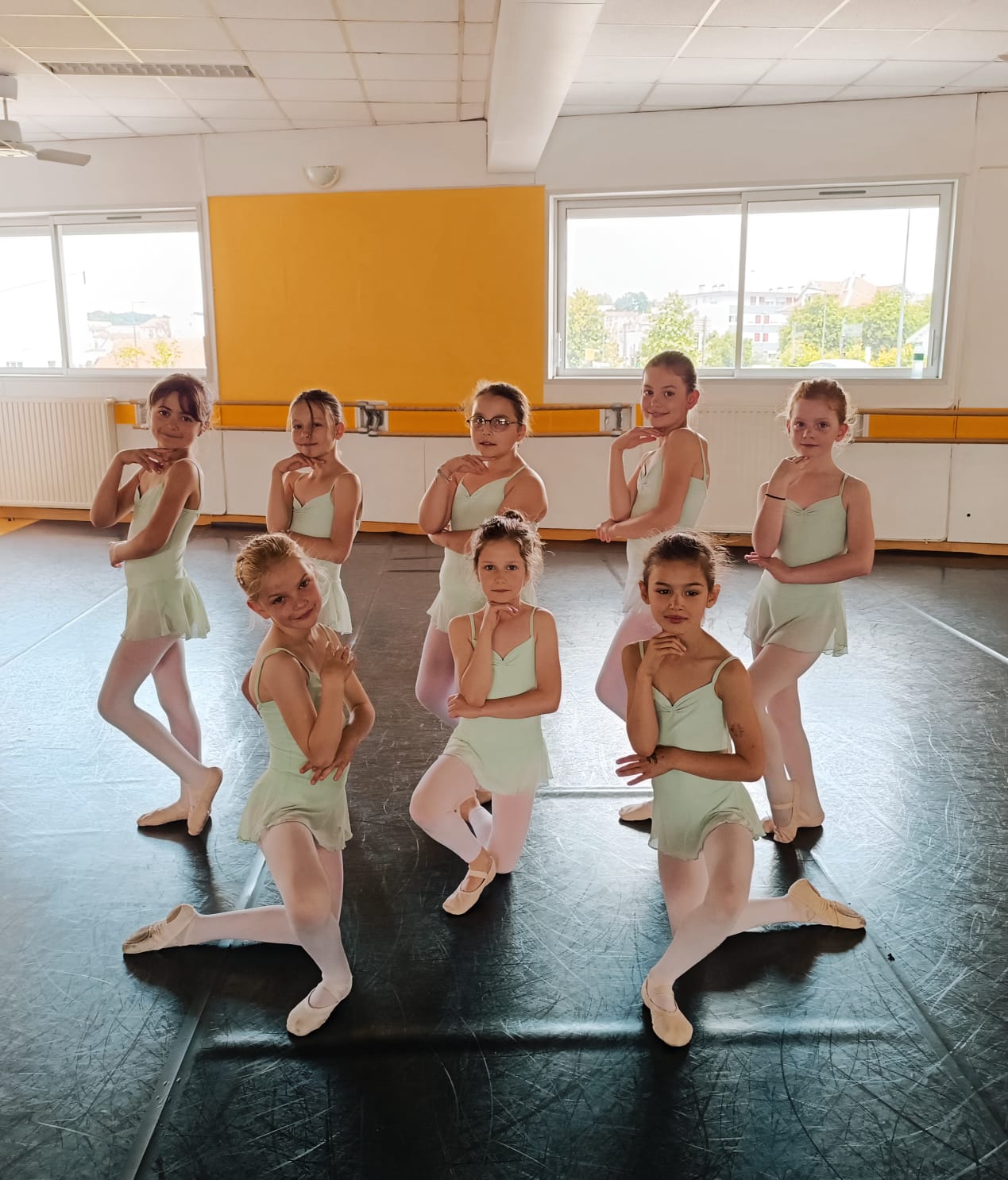 Image d’article de l’école de danse classique Brigitte Hermetz